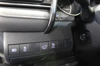 Toyota Camry, 2.5, 131 kW, гибрид, автомат, передний привод