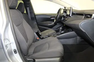 Toyota Corolla, 1.5, 92 kW, бензин, автомат, передний привод