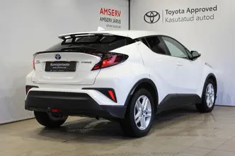 Toyota C-HR, 1.8, 72 kW, гибрид, автомат, передний привод