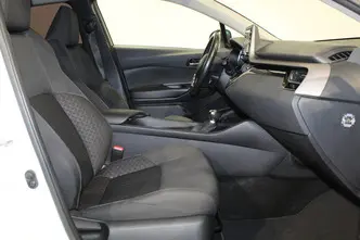Toyota C-HR, 1.8, 72 kW, гибрид, автомат, передний привод