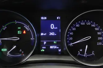 Toyota C-HR, 1.8, 72 kW, гибрид, автомат, передний привод