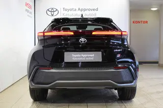 Toyota C-HR, 2.0, 111 kW, подключаемый гибрид, автомат, передний привод