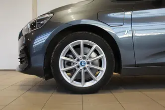 BMW 225, 1.5, 100 kW, hübriid, automaat, nelikvedu