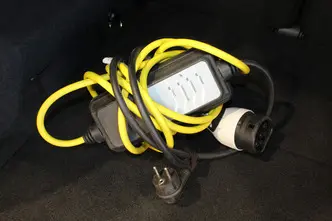BMW 225, 1.5, 100 kW, hübriid, automaat, nelikvedu
