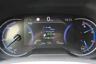 Toyota RAV4, 2.5, 131 kW, гибрид, автомат, передний привод