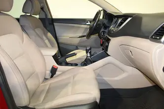 Hyundai Tucson, 1.6, 97 kW, petrol, manual, front-wheel drive