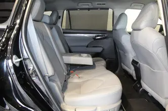 Toyota Highlander, 2.5, 140 kW, гибрид, автомат, полный привод