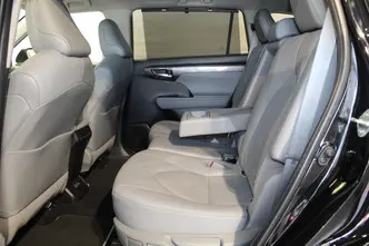 Toyota Highlander, 2.5, 140 kW, гибрид, автомат, полный привод