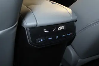 Toyota Highlander, 2.5, 140 kW, гибрид, автомат, полный привод