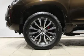 Toyota Land Cruiser, 2.8, 150 kW, дизель, автомат, полный привод