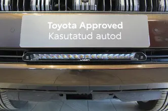 Toyota Land Cruiser, 2.8, 150 kW, дизель, автомат, полный привод