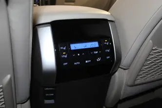 Toyota Land Cruiser, 2.8, 150 kW, дизель, автомат, полный привод