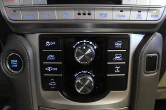 Toyota Land Cruiser, 2.8, 150 kW, дизель, автомат, полный привод
