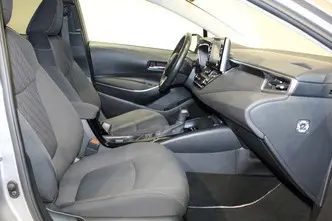 Toyota Corolla, 1.8, 72 kW, гибрид, автомат, передний привод