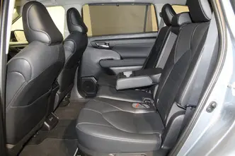 Toyota Highlander, 2.5, 140 kW, гибрид, автомат, полный привод