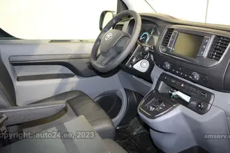 Toyota Proace, 57 kW, elekter, automaat, esivedu