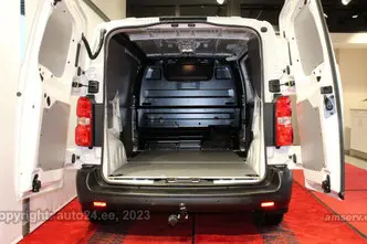 Toyota Proace, 57 kW, elekter, automaat, esivedu