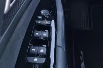 Kia Sportage, 1.6, 132.4 kW, гибрид, автомат, передний привод