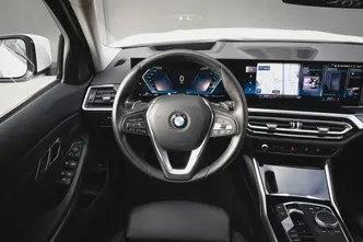 BMW 318, 2.0, 110 kW, гибрид, автомат, задний привод