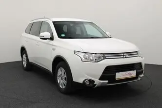 Mitsubishi Outlander, 2.0, 89 kW, plug-in hybrid, automatic, four-wheel drive
