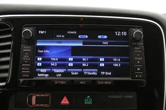 Mitsubishi Outlander, 2.0, 89 kW, plug-in hybrid, automatic, four-wheel drive
