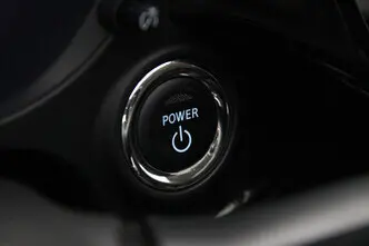 Mitsubishi Outlander, 2.0, 89 kW, plug-in hybrid, automatic, four-wheel drive
