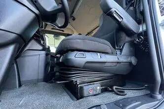Mercedes-Benz Actros, 12.8, 330 kW, diisel, automaat, tagavedu