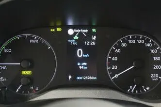 Toyota Yaris, 1.5, 68 kW, гибрид, автомат, передний привод