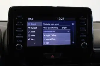 Toyota Yaris, 1.5, 68 kW, гибрид, автомат, передний привод