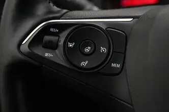 Opel Crossland X, 1.5, 75 kW, дизель, механическая, передний привод