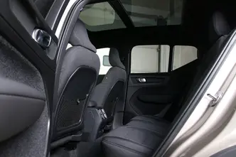 Volvo XC40, 300 kW, electric, automatic, four-wheel drive