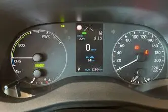 Toyota Yaris, 1.5, 68 kW, гибрид, автомат, передний привод