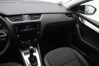 Škoda Octavia, 1.6, 85 kW, diisel, automaat, esivedu