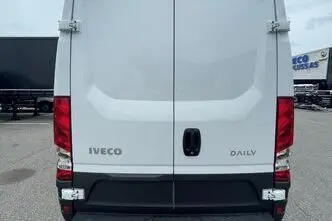 Iveco Daily, 3.0, 129 kW, diesel, automatic, rear-wheel drive