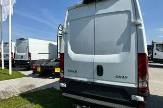 Iveco Daily, 3.0, 129 kW, diesel, automatic, rear-wheel drive