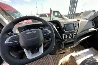 Iveco Daily, 3.0, 129 kW, diesel, automatic, rear-wheel drive