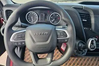 Iveco Daily, 3.0, 129 kW, дизель, автомат, задний привод