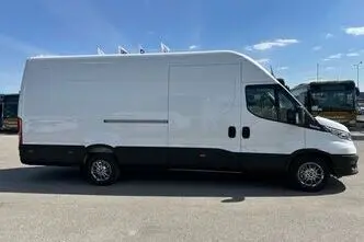 Iveco Daily, 3.0, 129 kW, diesel, automatic, rear-wheel drive