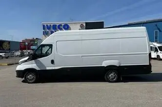 Iveco Daily, 3.0, 129 kW, diesel, automatic, rear-wheel drive