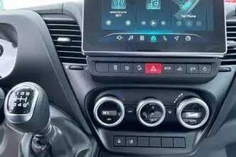 Iveco Daily, 3.0, 129 kW, дизель, механическая, задний привод