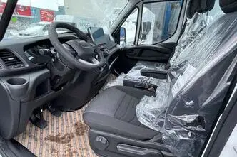 Iveco Daily, 3.0, 129 kW, дизель, механическая, задний привод
