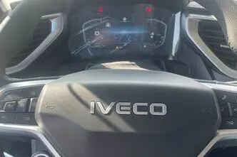 Iveco S-Way, 368 kW, diisel, automaat, tagavedu