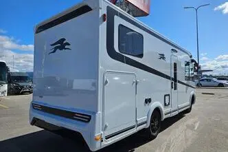 Laika Kosmo, 2.2, 103 kW, дизель, механическая, передний привод