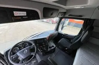 Mercedes-Benz Arocs 2658 6x4, 425 kW, diesel, automatic
