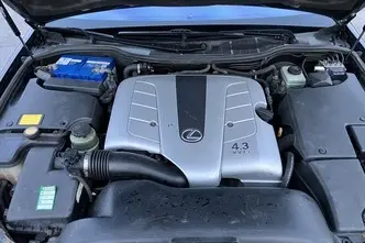 Lexus LS 430, 4.3, 207 kW, petrol, automatic, rear-wheel drive