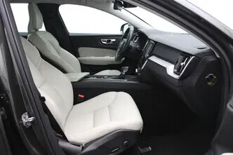Volvo V60, 2.0, 140 kW, дизель, автомат, передний привод