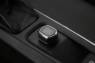 Volvo V60, 2.0, 140 kW, дизель, автомат, передний привод