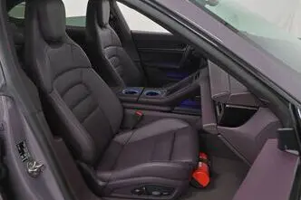 Porsche Taycan, 163 kW, elekter, automaat, nelikvedu