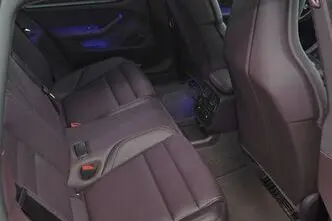 Porsche Taycan, 163 kW, elekter, automaat, nelikvedu