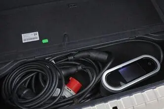 Porsche Taycan, 163 kW, elekter, automaat, nelikvedu